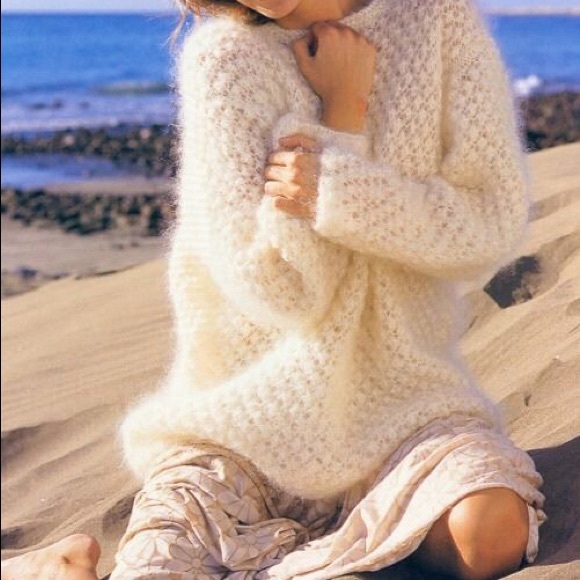 HI! I’M GWYNETH, GET YOUR SOFT COZY WARM SWEATERS! - Picture 16 of 16